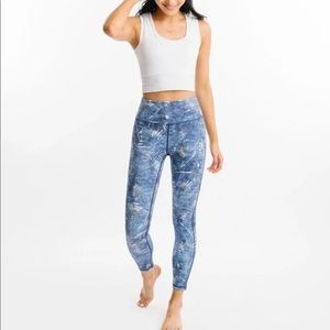 NWT Zyia Denim Artist Pocket light n tight High Rise leggings